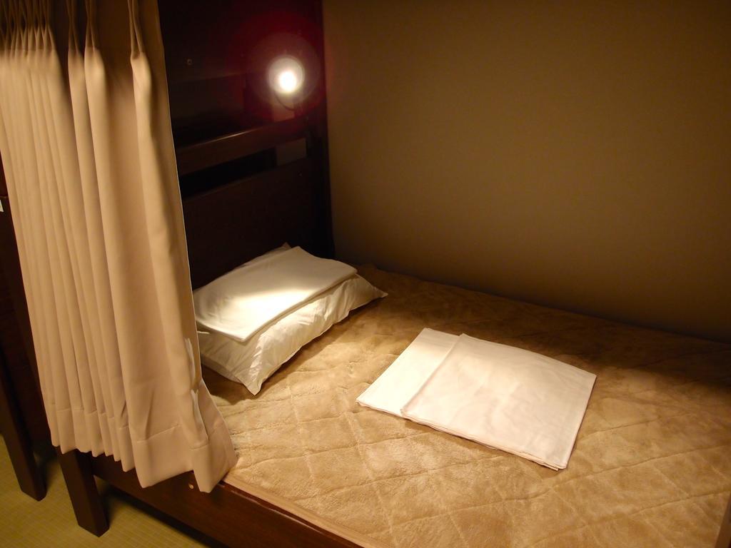 Space Hostel Tokyo Exterior photo