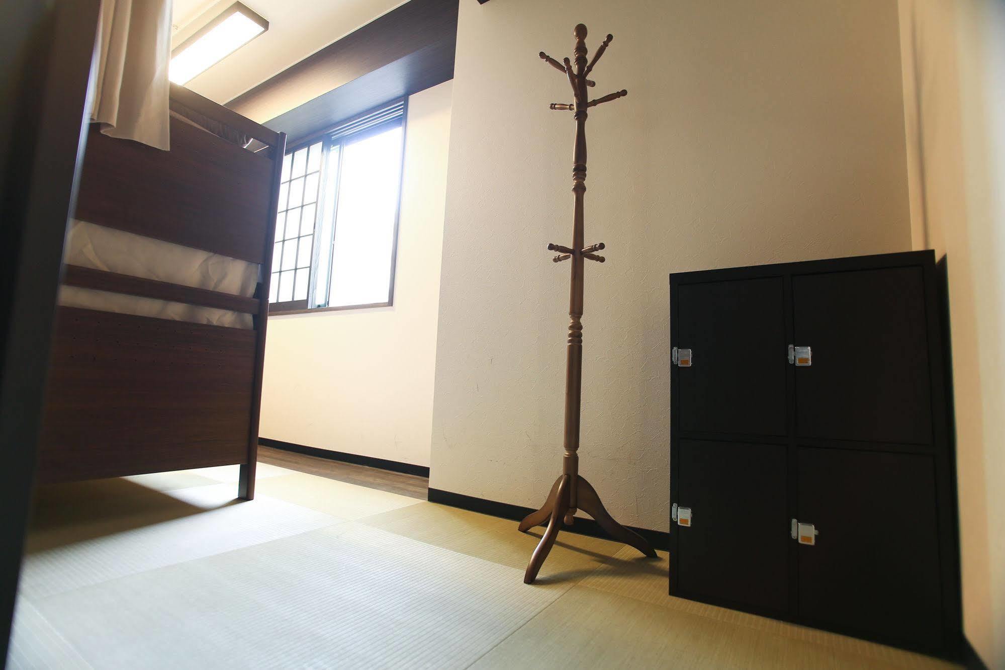 Space Hostel Tokyo Exterior photo