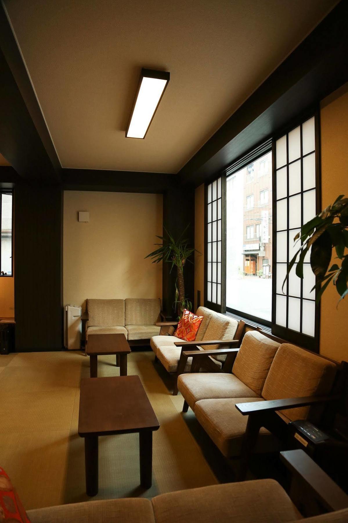 Space Hostel Tokyo Exterior photo